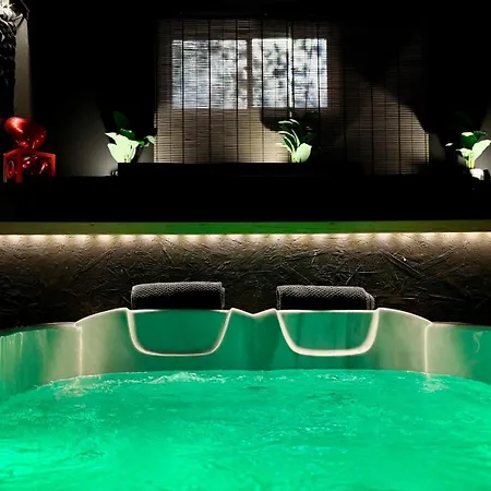 Mirage -private Jacuzzi & Sauna In * Marbella